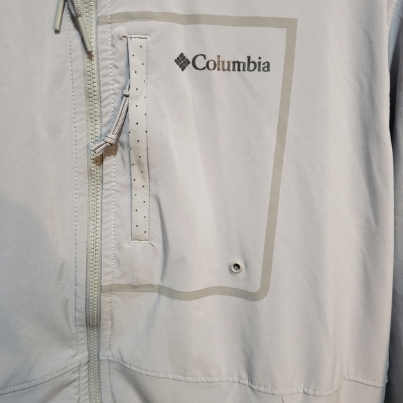 Columbia All Weather Jacket - Picture 3 of 5